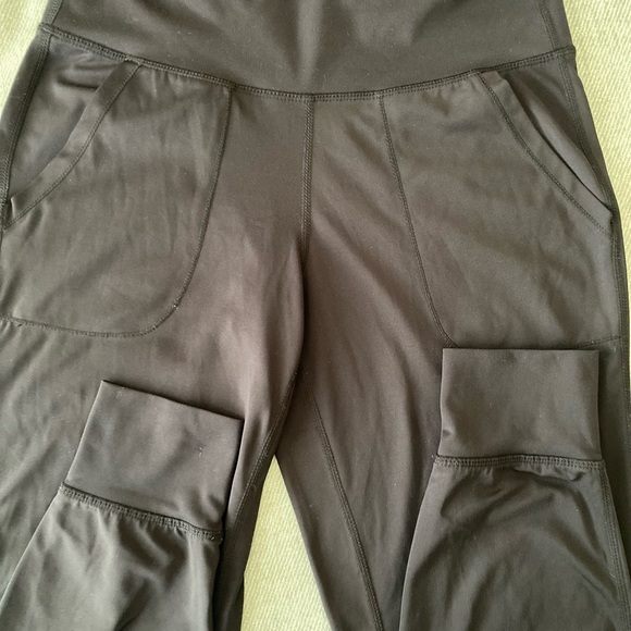 Yogalicious Black High-Waisted Leggings with Stretch Fit - Picture 1 of 5